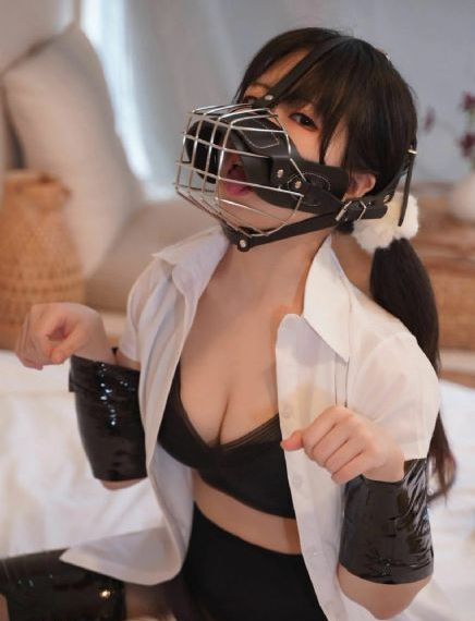 奇怪的同居_剧情片完整在线观看