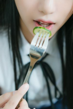 袁嘉敏鸭王_超清在线播放