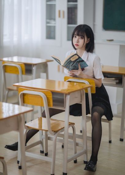 《睫毛膏》_无删减在线播放