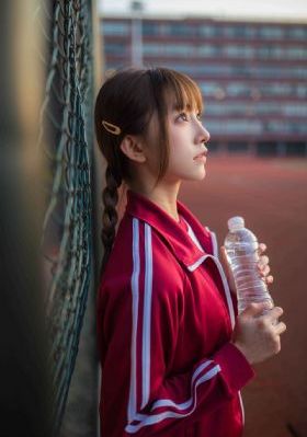 美女视频在线观看免费高清完整版_完整版电影在线观看