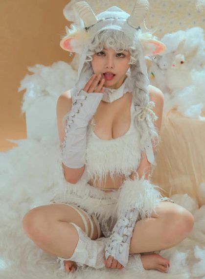 她在丈夫面被耍了中文2_迅雷在线观看