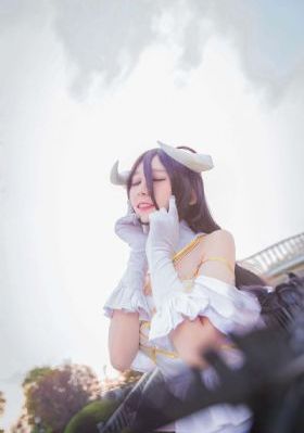 片名叫《官狱女囚》_日韩电影在线